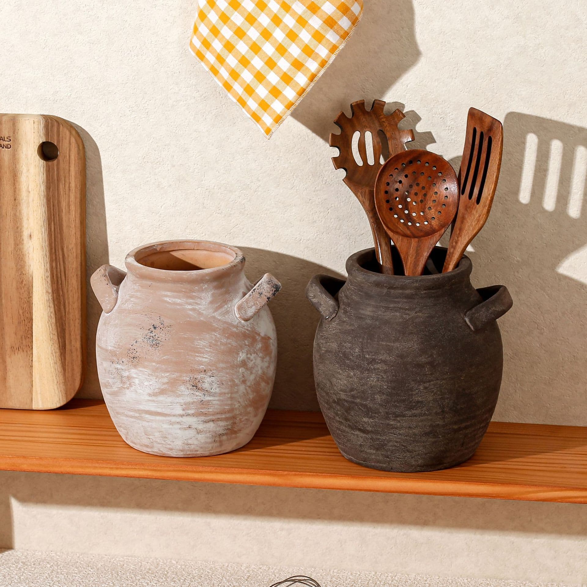 Retro Handmade Ceramic Vase Set detail 2