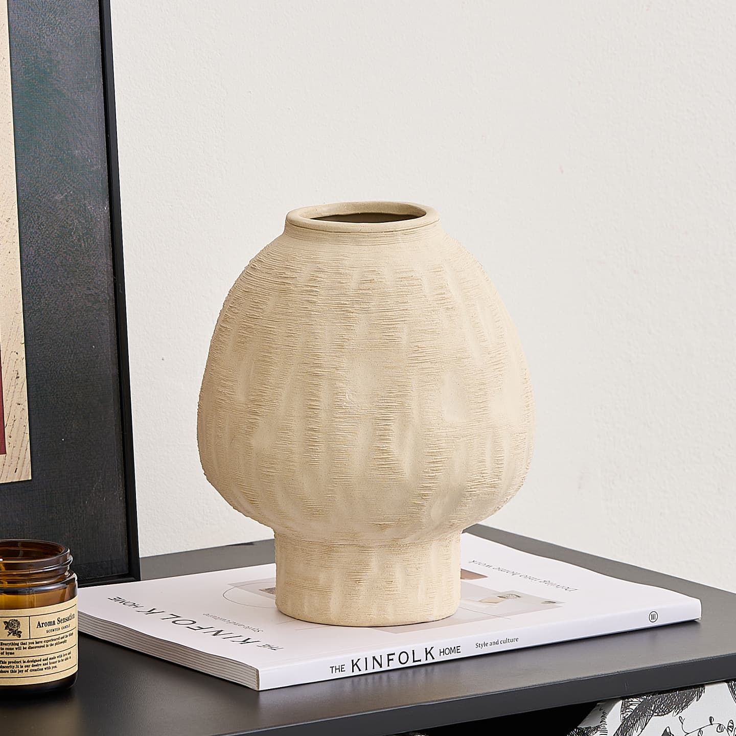 Wabi-Sabi Brushed Ceramic Vase Set detail 2