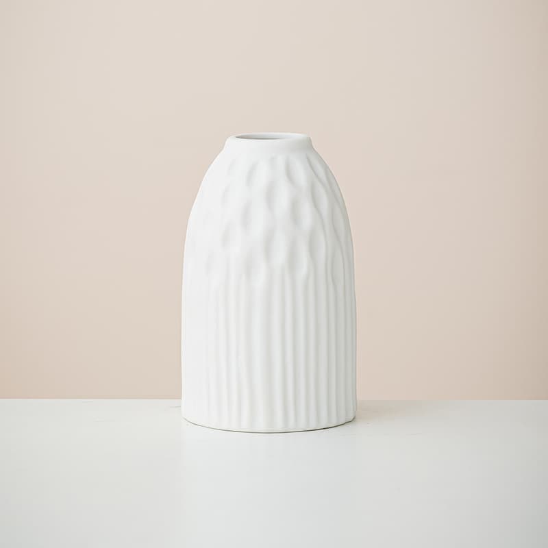 White Ribbed Ceramic Vase Set detail 8