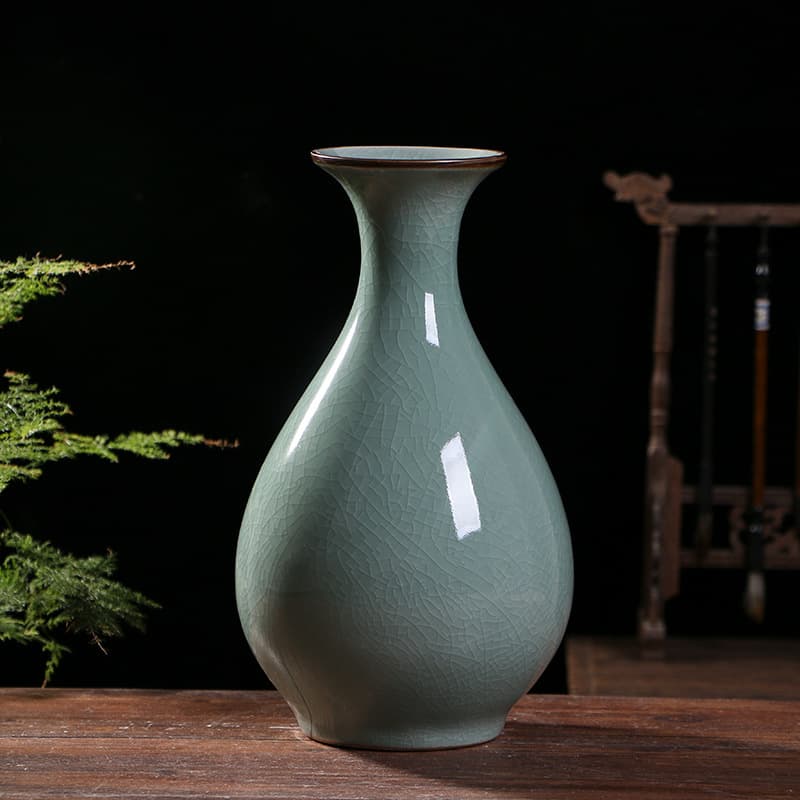 Celadon Crackle Glaze Porcelain Vase detail 2