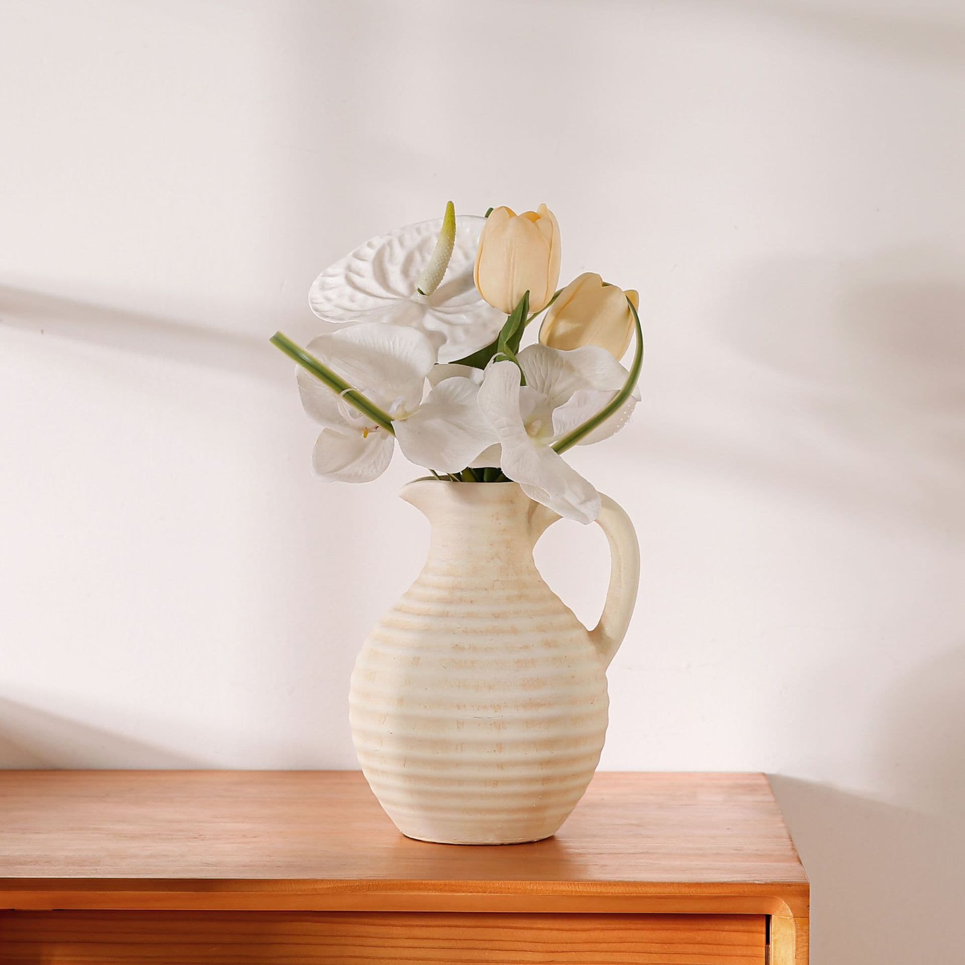 Ribbed Pitcher Ceramic Vase Set detail 9