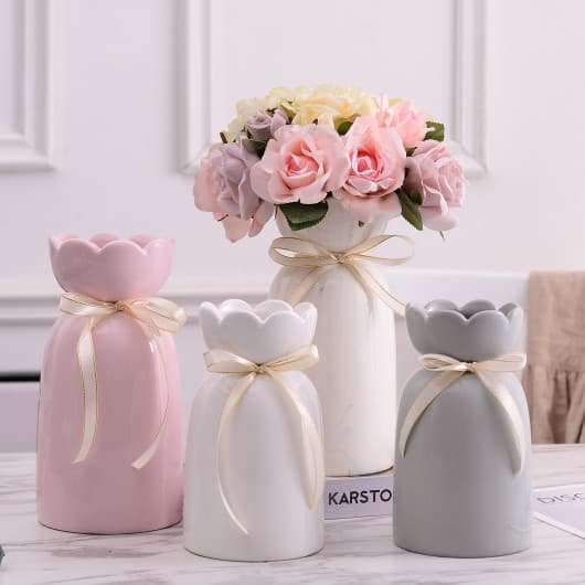 Ribbon Bow Ceramic Flower Vase detail 1