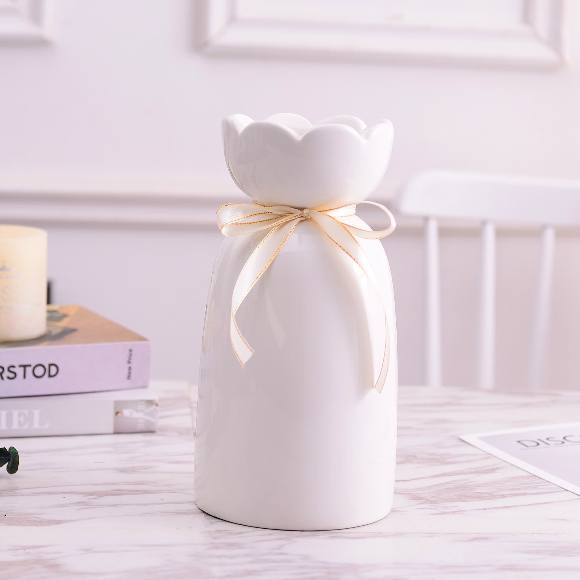 Ribbon Bow Ceramic Flower Vase detail 20