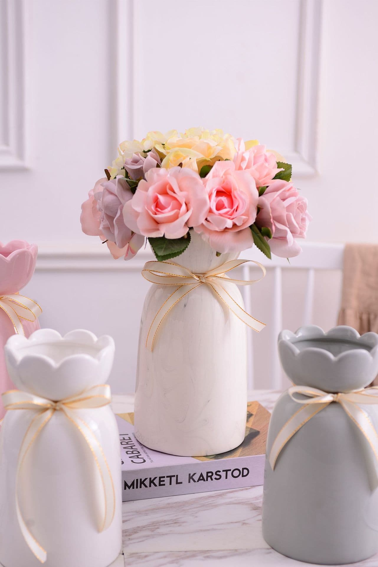 Ribbon Bow Ceramic Flower Vase detail 29
